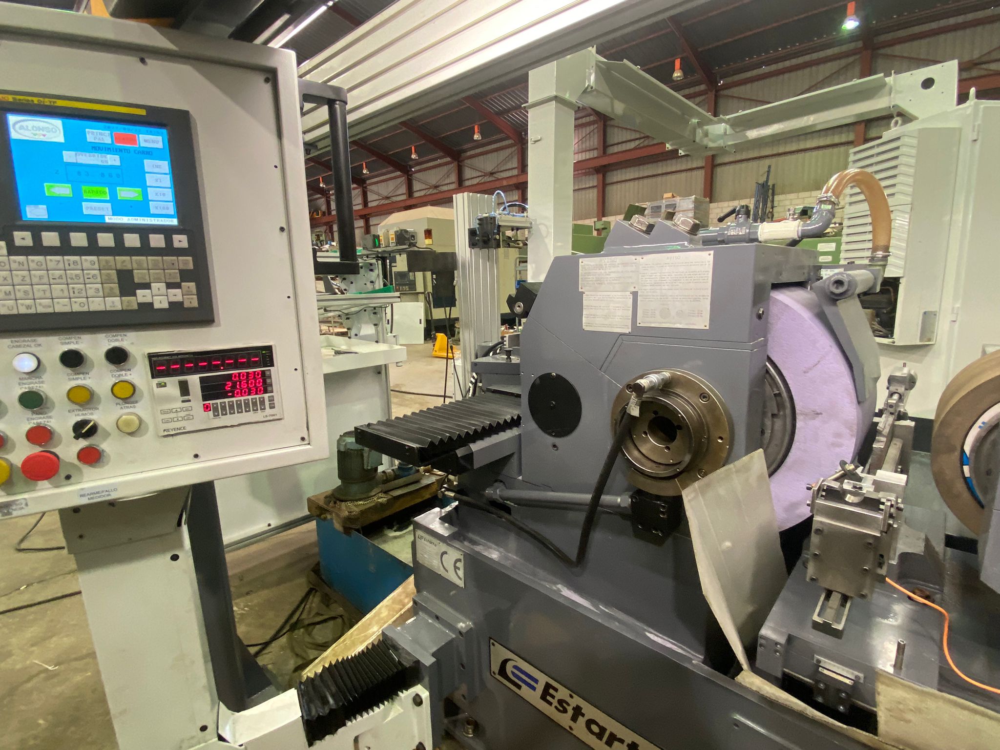 Usado 1997 ESTARTA 323 CNC Rectificadoras sin centros #4427