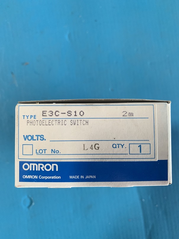 Used Omron Photoelectric Switch E3C-S10