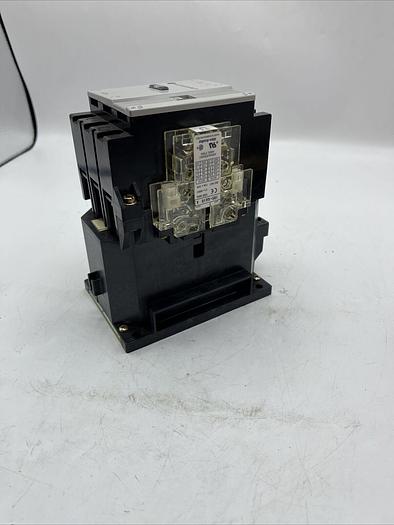 Used ALLEN BRADLEY 100-A75NZ*3 SER B CONTACTOR. 195-GA20 Ser A 195-GA10 Ser A