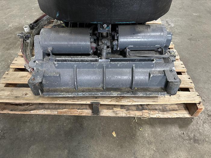 Used Tennant 5400 Automatic Scrubber