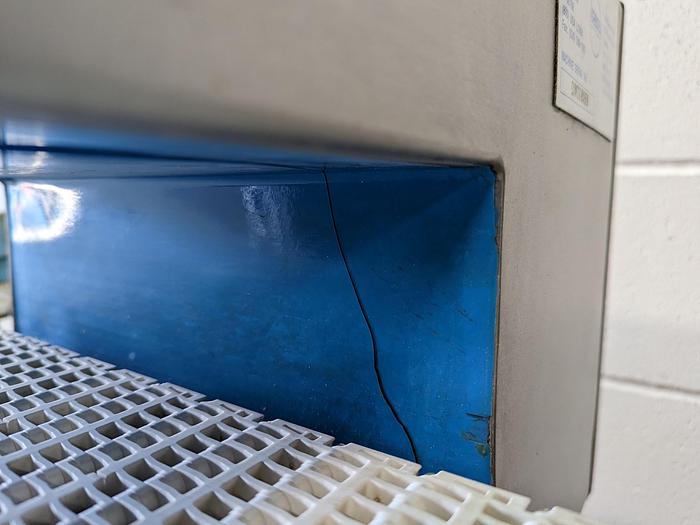 Used Loma IQ2 Metal Detector