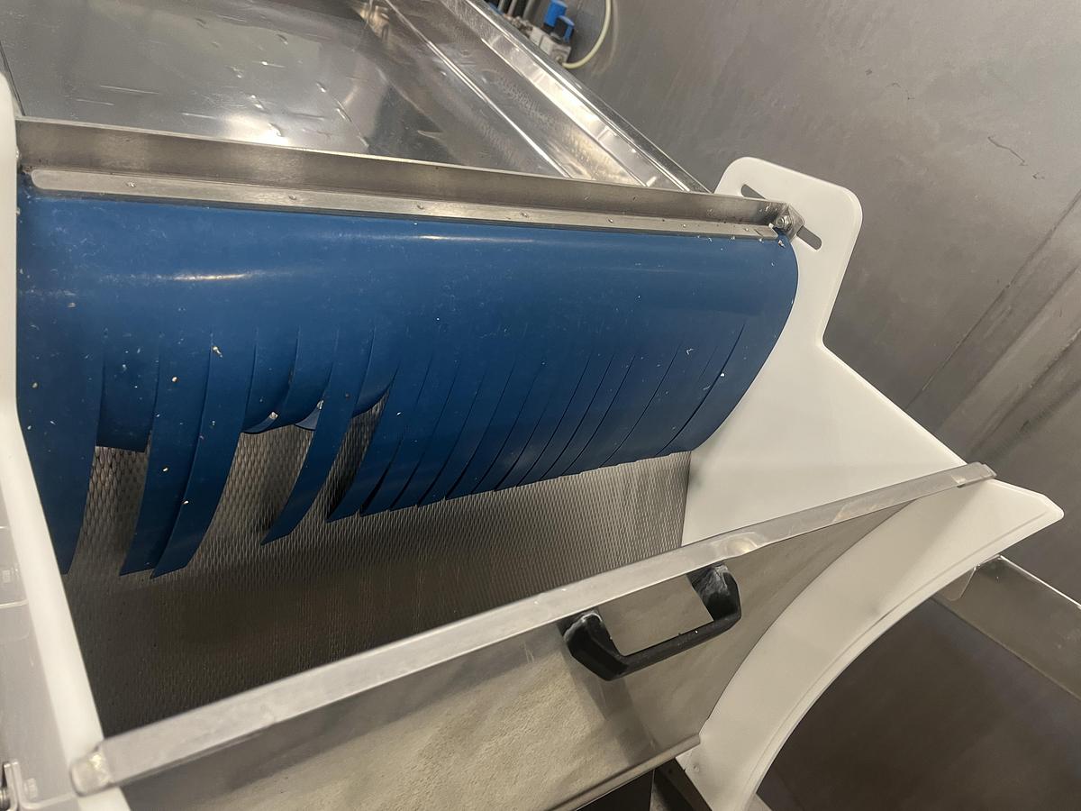 Used TOMRA Blizzard Optical Sorter with Lauda Chiller