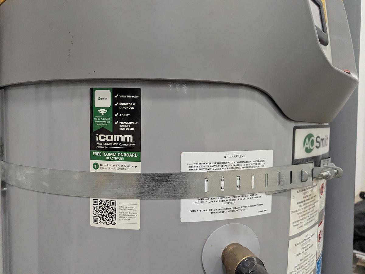 Used A.O. Smith Cyclone MXi Gas Water Heater
