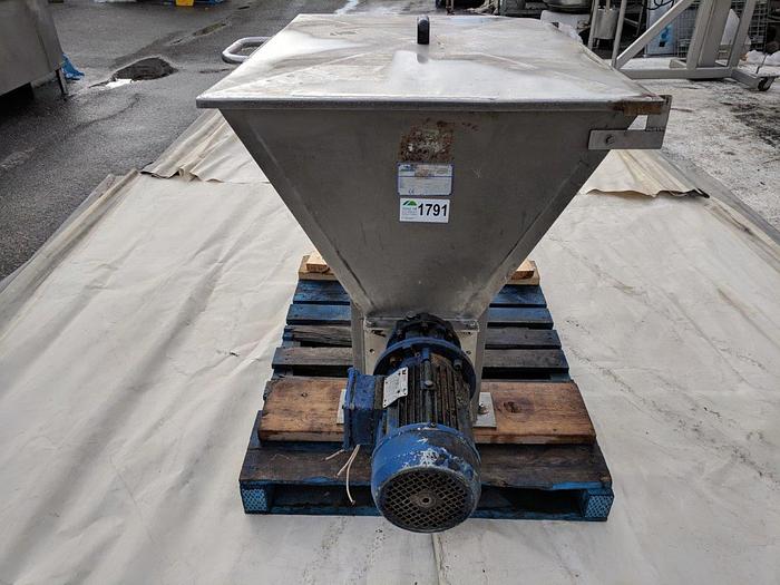 Used Auger with Hopper