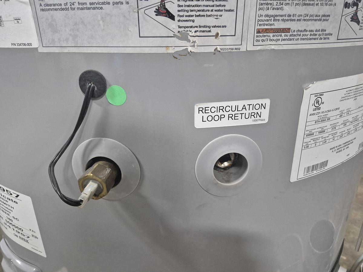 Used A.O. Smith Cyclone MXi Gas Water Heater