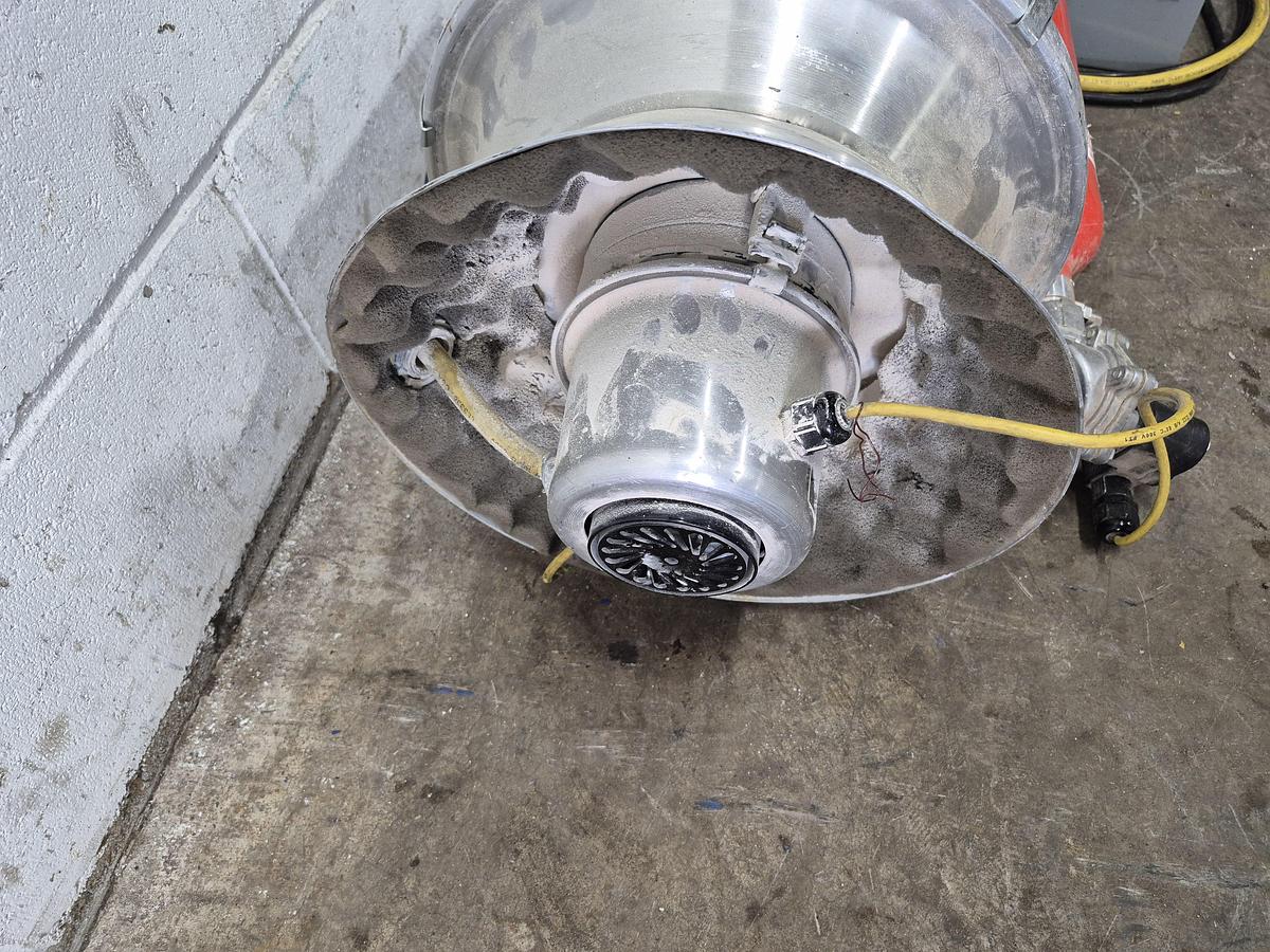 Used Pneu-Con Vacuum Loader