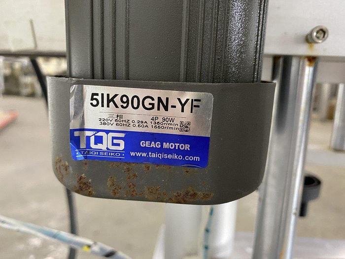 Used Bottle Labelling Station