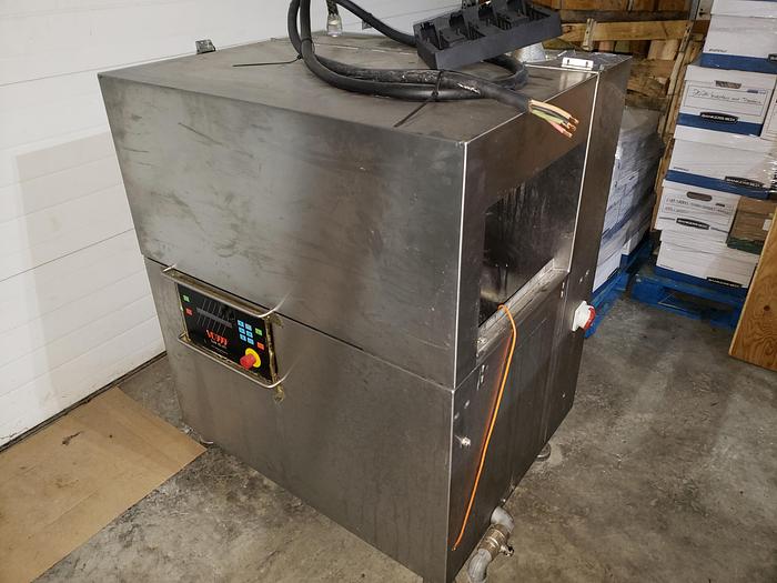 Used VC999 85.47i Shrink Tank