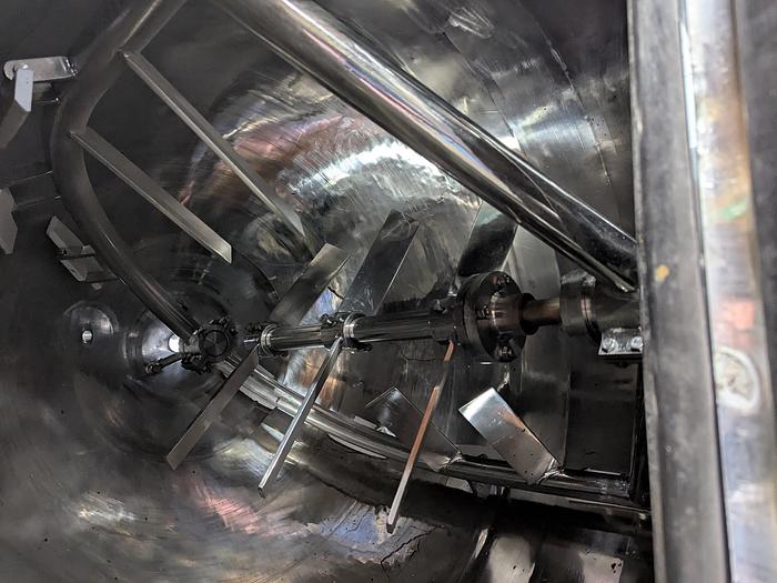 Used 300 Gal. Dual Agitation Mix Tank