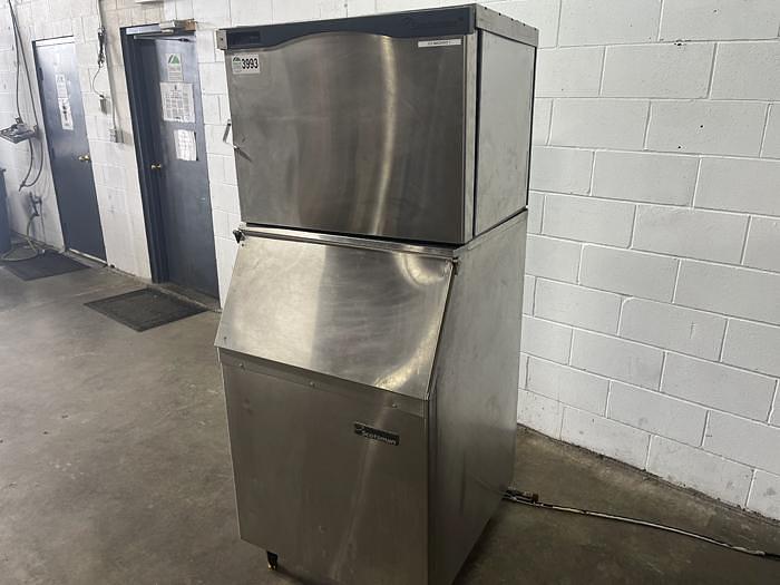 Used Ice Maker 