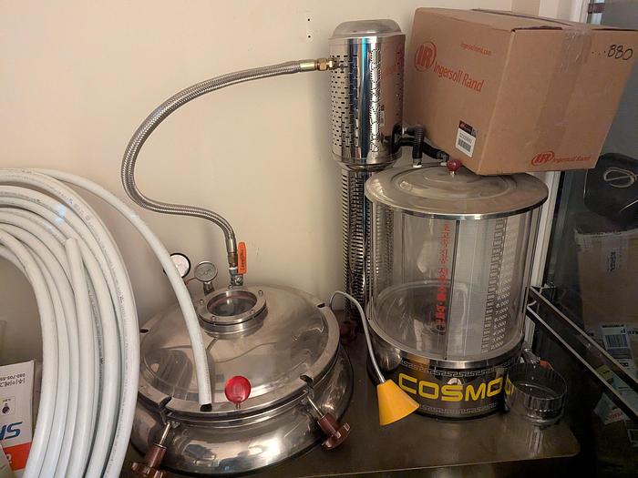 Used COSMOS-660 Low Temp. Vacuum Extractor