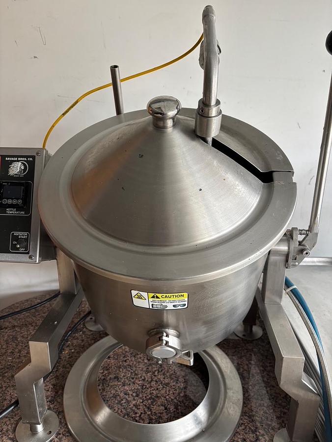 Used Savage Bros 2411 Electric Tabletop Cooker-Mixer