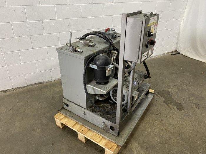 Used Nott 30 Gallon Hydraulic Reservoir