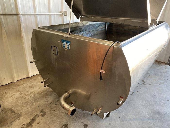 Used Mueller MP600 Jacketed Cooling Tank