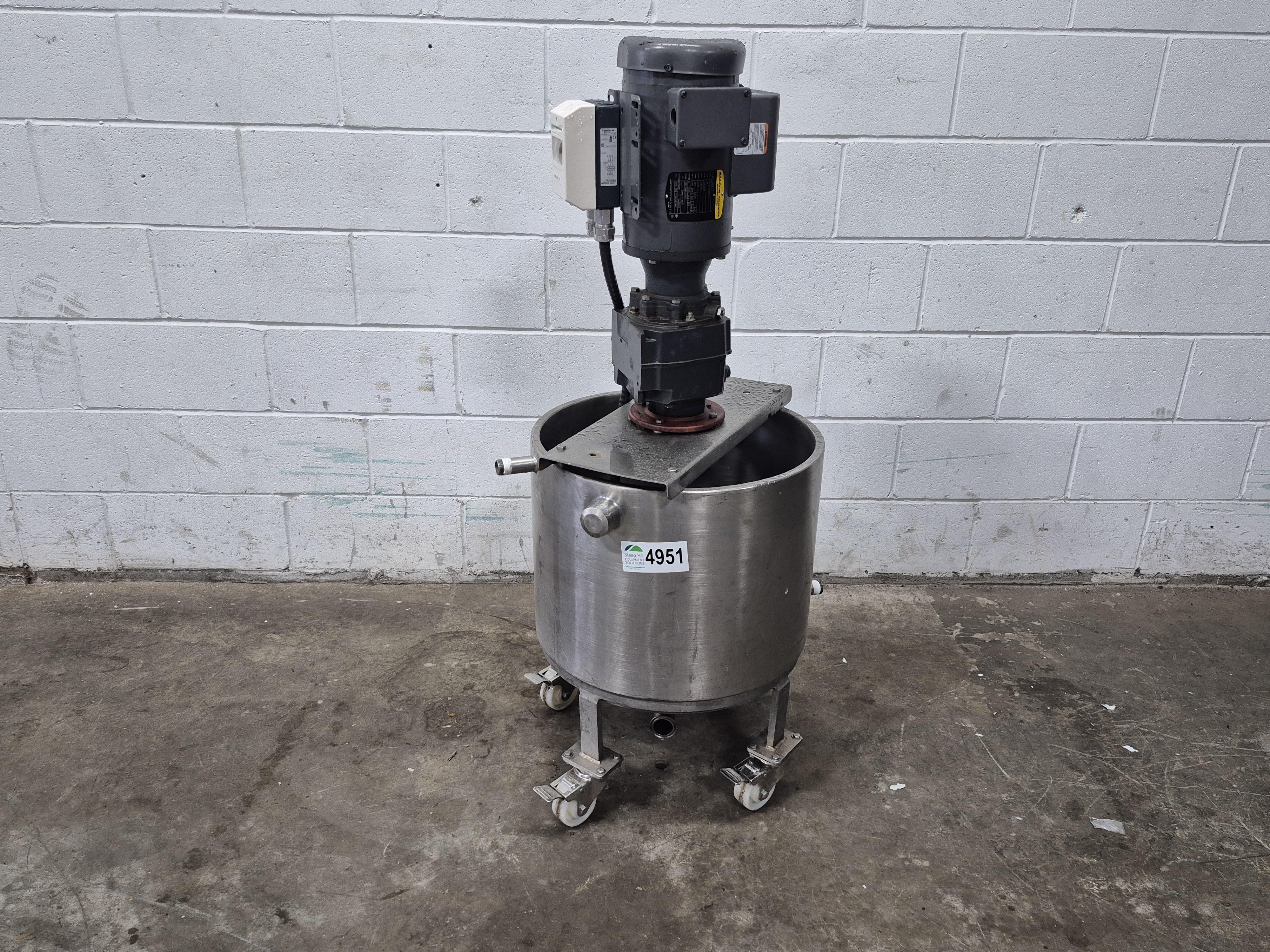 Used SS 17.5 Gallon Jacketed Tank