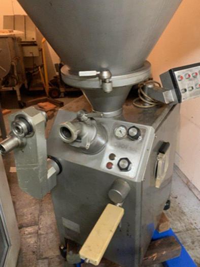 Used Vemag Robot 500 Stuffer with Linker
