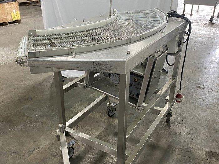 Used CFS 90° Wire Curveyor