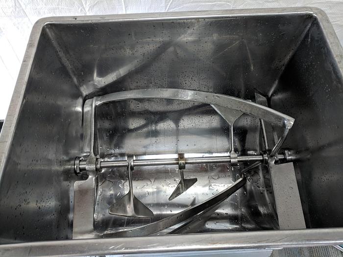 Used Leland 200DA Paddle Mixer