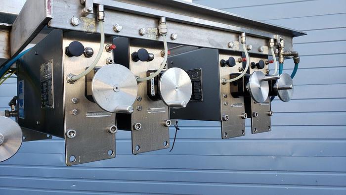 Used Apple MR150 8-Head Pneumatic Depositor