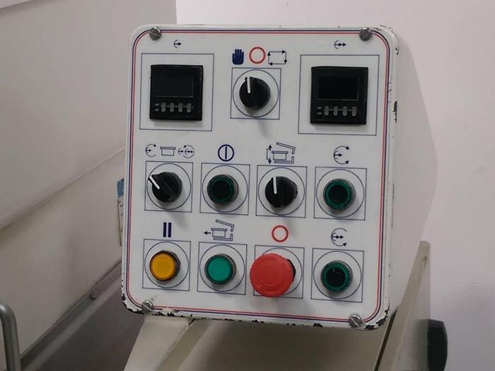 Used VMI 220 Spiral Mixer - 240 qt