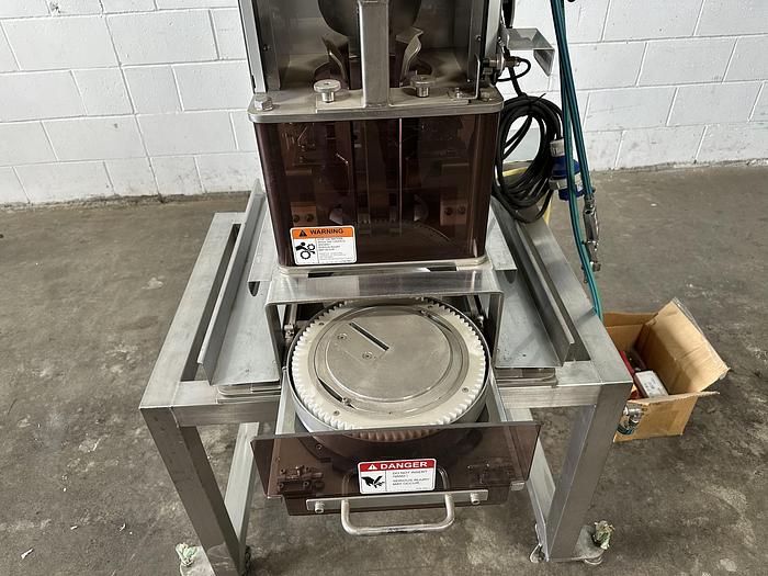 Used Namoku Tsuma-Taro Vegetable Spiral Cutter