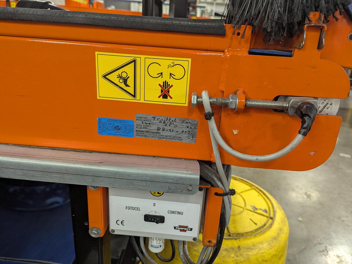 Used Van Wamel Tree Fruit Sorting and Packing Line
