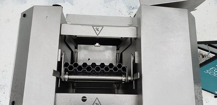 Used Grote 613 VS2 Multi-Slicer