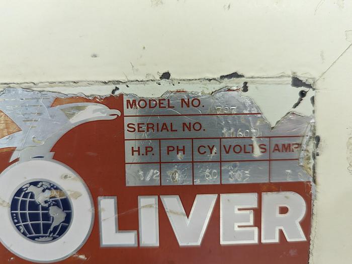 Used Oliver 797 Gravity-Feed Bread Slicer