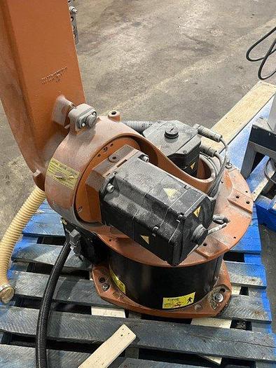 Used KUKA KR 16-2 S Robot
