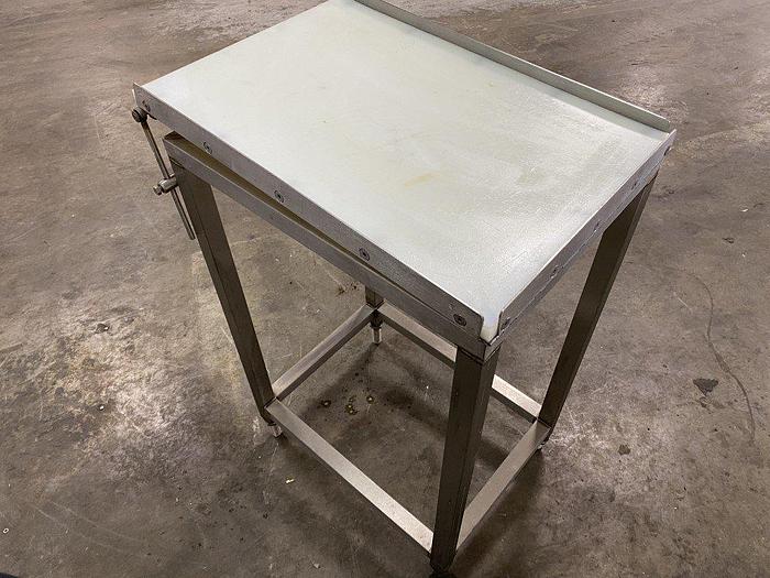 Used Cutting Table