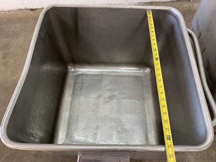 Used 200L Dump Buggy