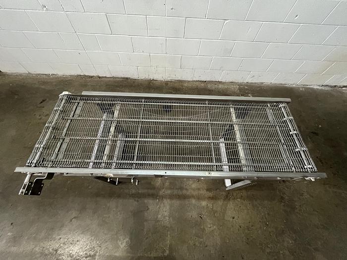 Used New Wave 6'L Wire Solomon Conveyor