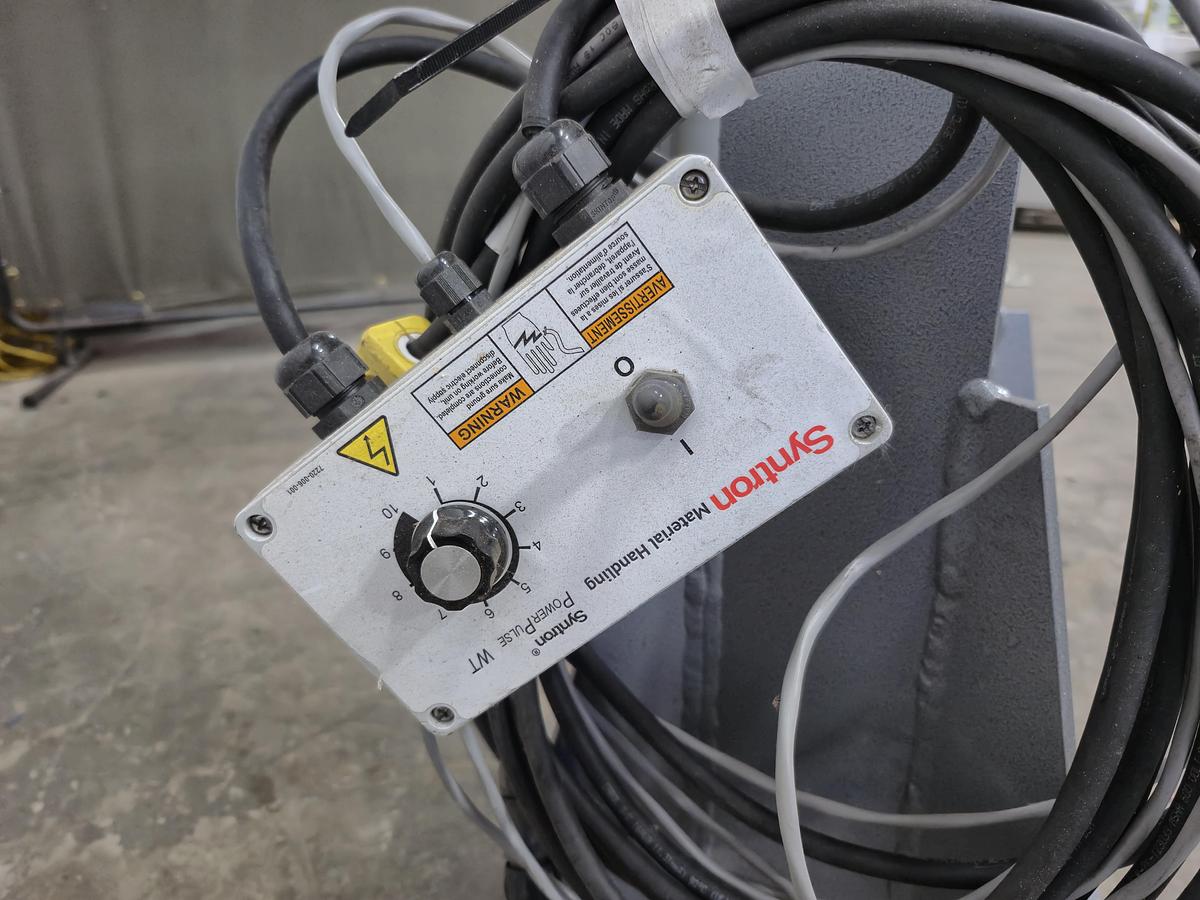 Used Syntron BF-2-B Magnetic Vibratory Feeder