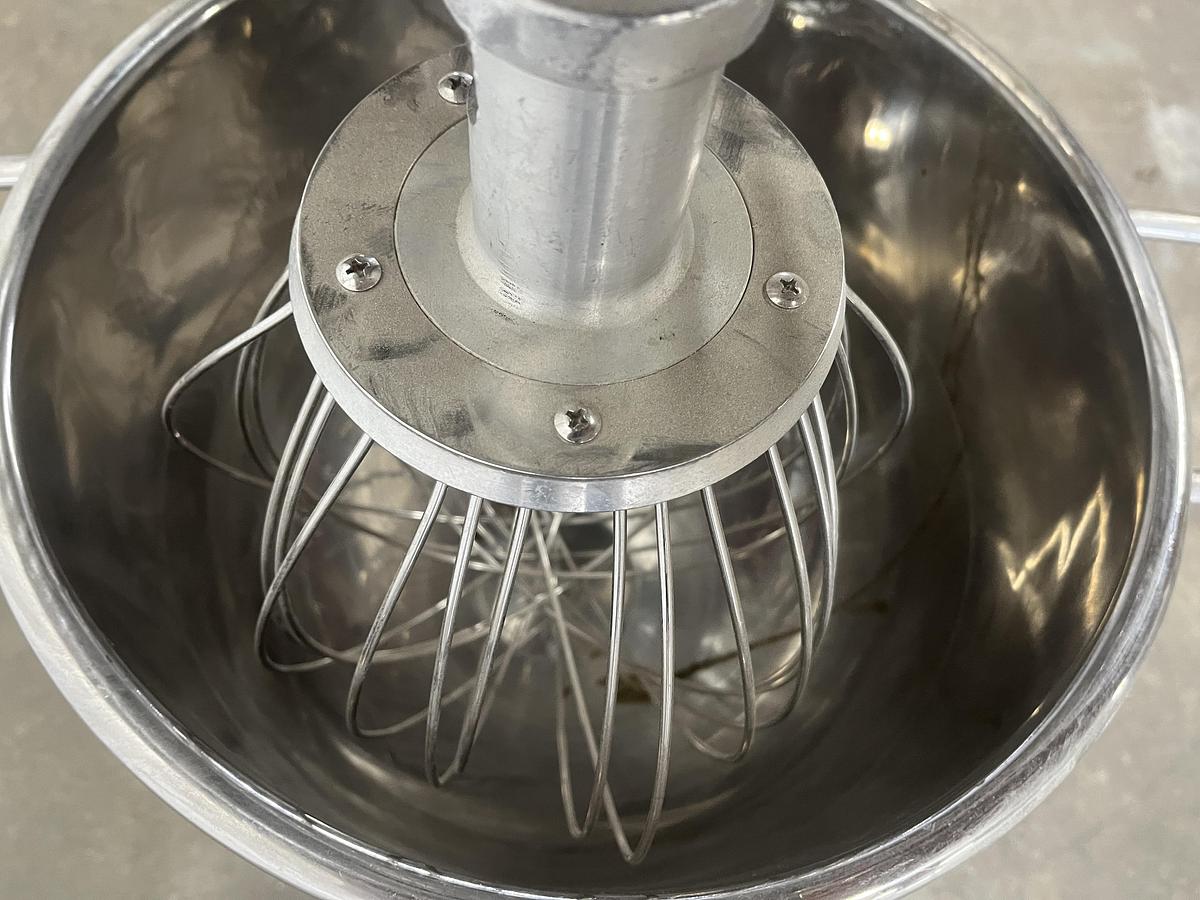 Used EFI 30 Quart Mixer 