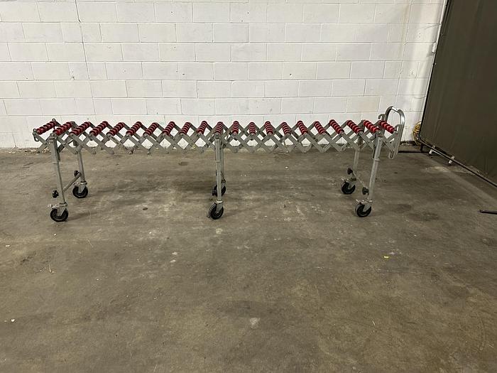 Used NestaFlex 226 Expandable Conveyor