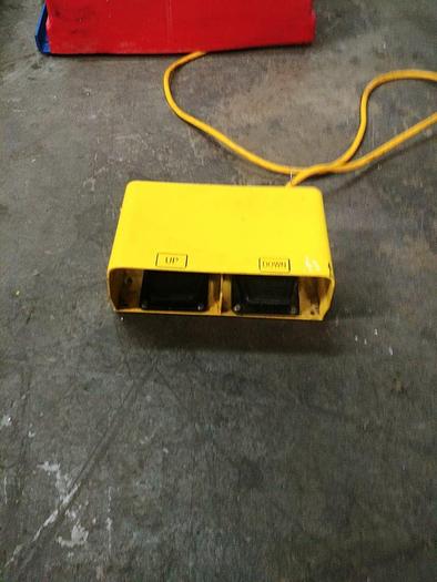 Used Vestil MFG Hydraulic Elevator