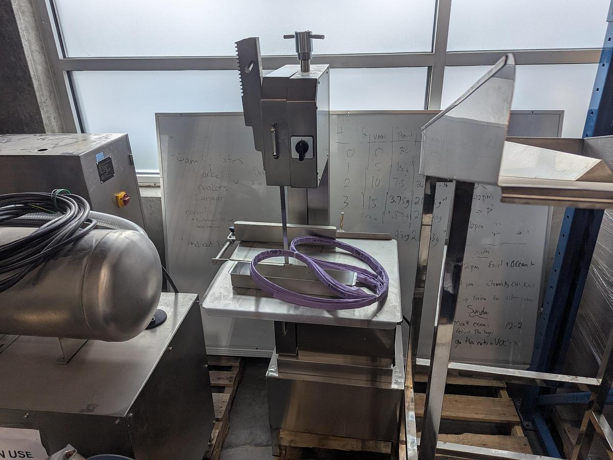 Used VEVOR Vertical Band Saw