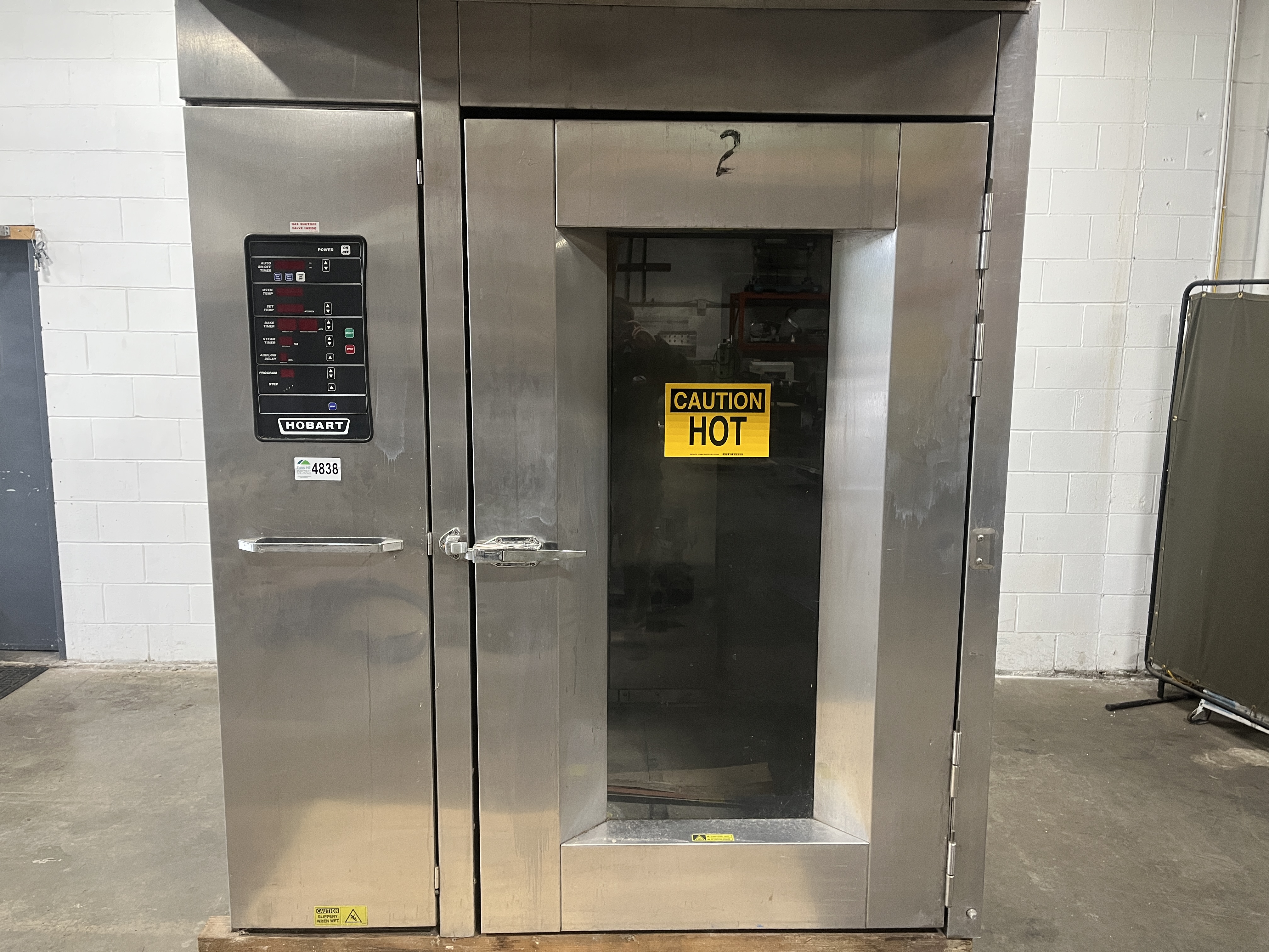 Used Hobart HBA2G Double-Rack Natural Gas Oven