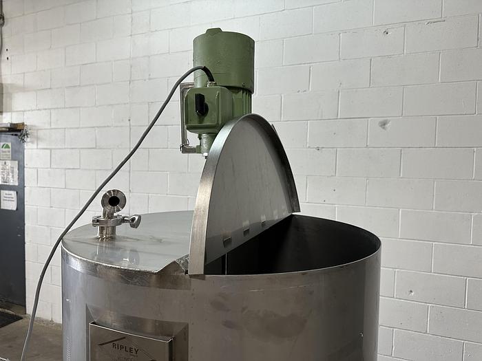 Used Ripley Mix Tank