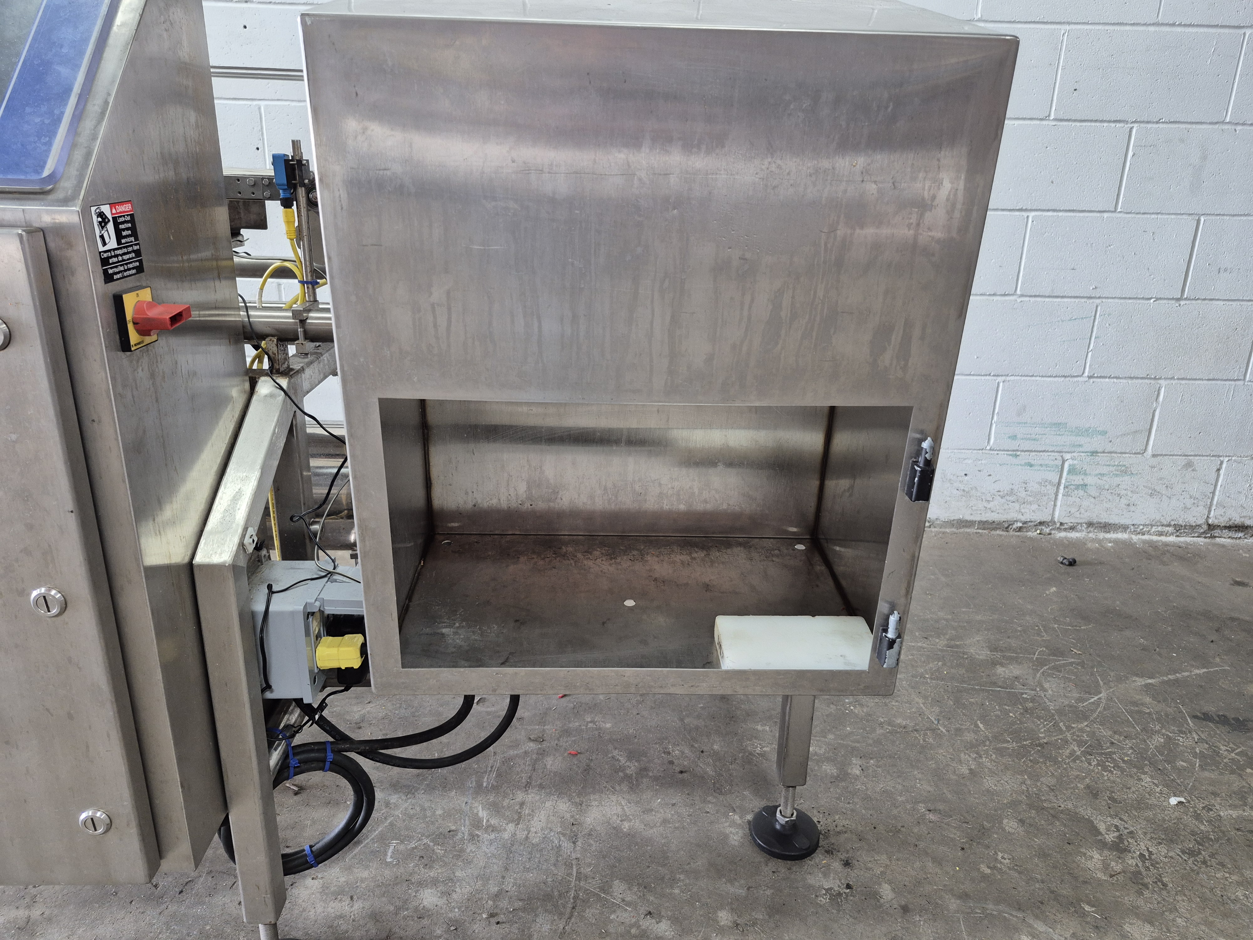 Used Loma LCW 3000 Checkweigher 