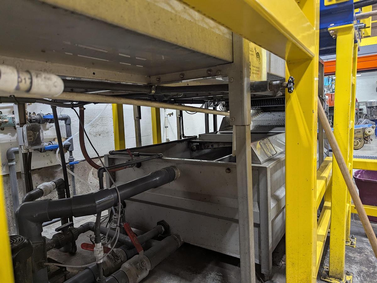 Used Van Wamel Tree Fruit Sorting and Packing Line