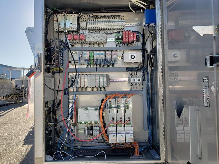 Used Winpak W-12 Liquid VFFS