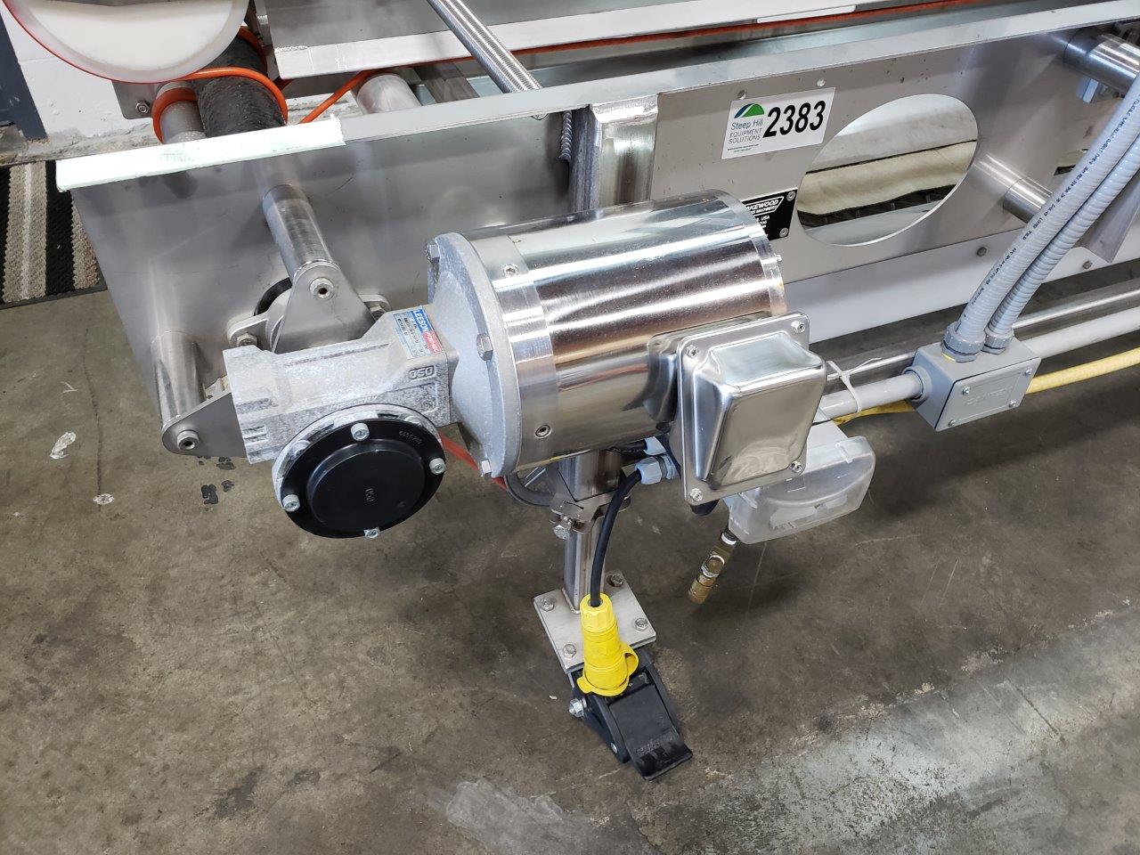 Used Lakewood Volumetric Clamshell Filler