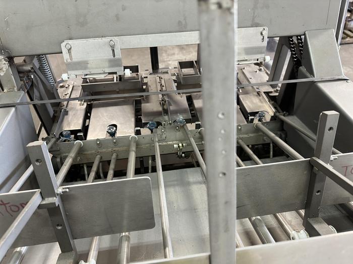 Used A.E.Randles 9-32 Automatic Tray Former