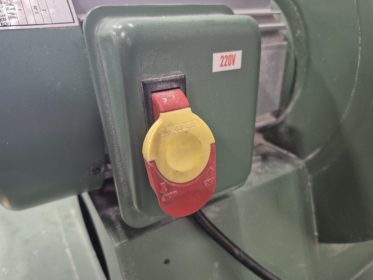 Used General International 10-210 M1 2 Bag Dust Collector