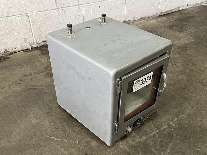 Used NAPCO 58301 Bench Top Vacuum Oven