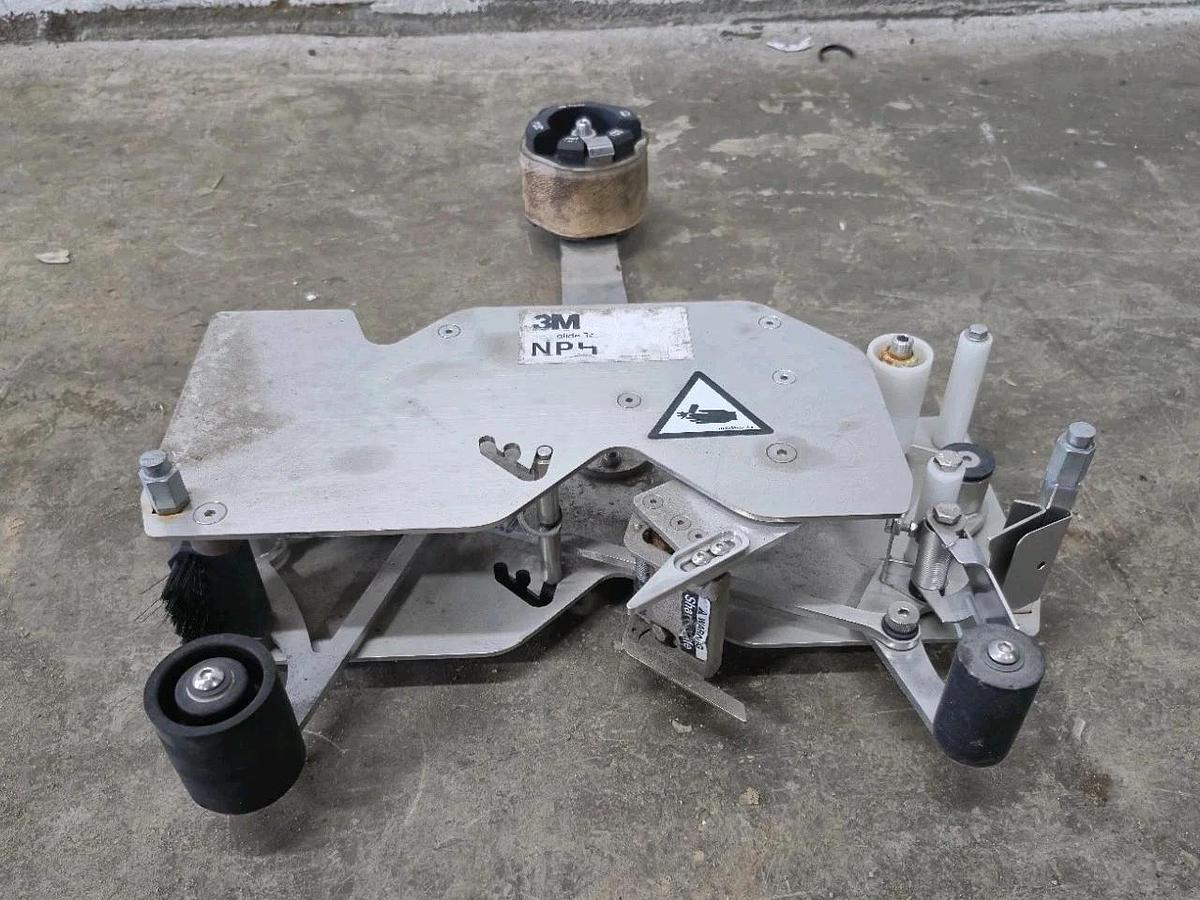 Used 3M AccuGlide NPH Taping Head
