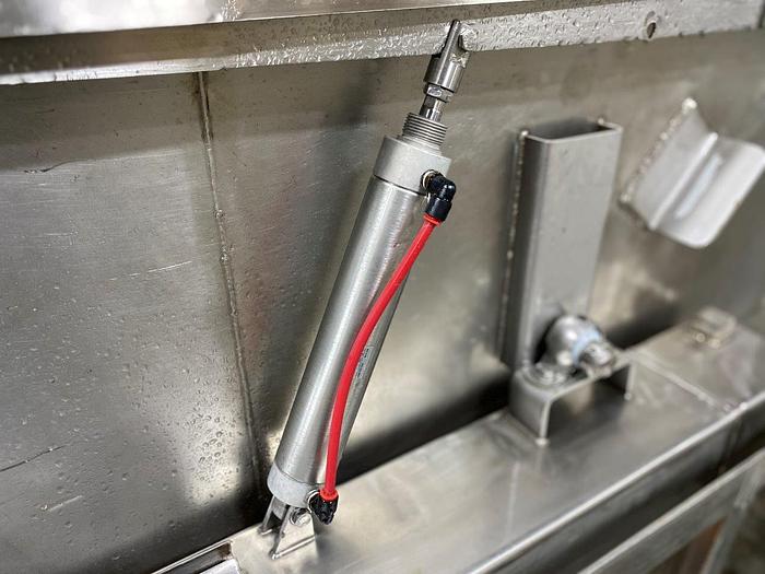 Used Mobile Self-Dump Product Hopper