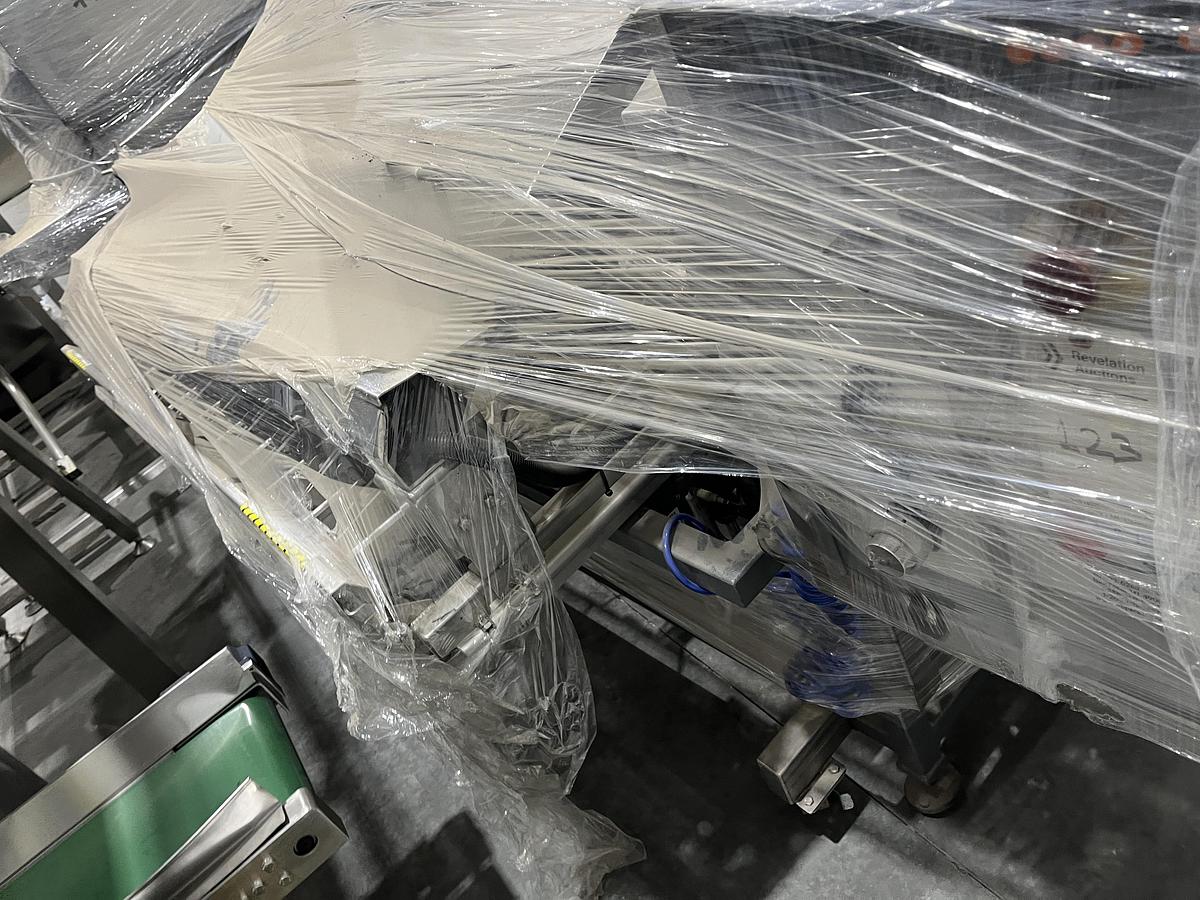 Used A&B 10-Lane Clamshell Filler