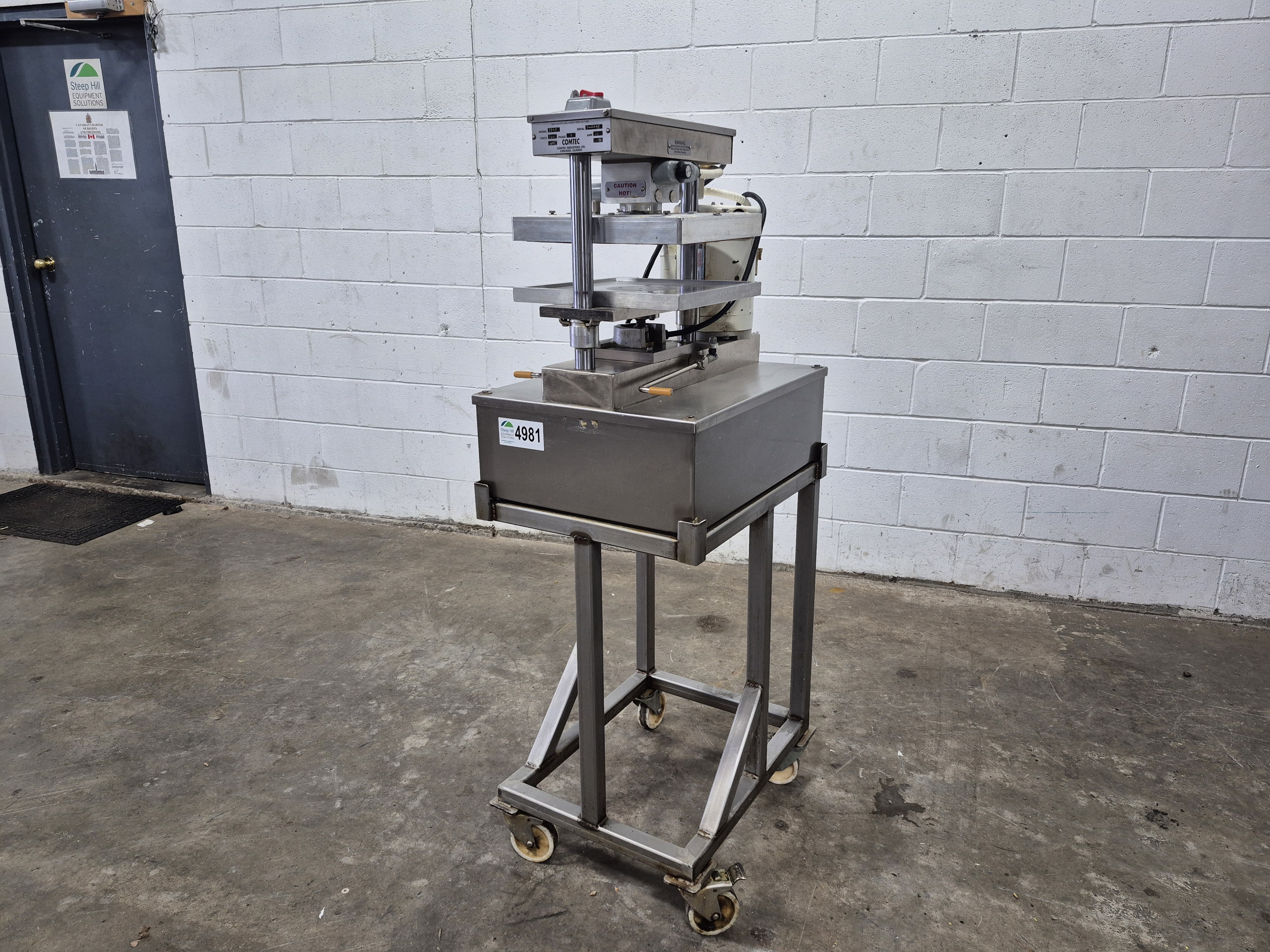 Used Comtec 2200 Pie Press
